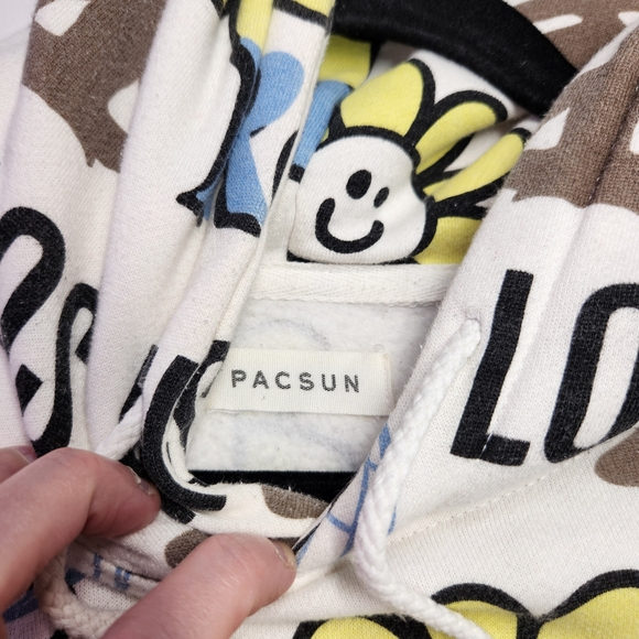 ⭐️ PacSun Vibrant Graphic Hoodie – Y2K Streetwear Essential Size Large - Picture 2 of 8